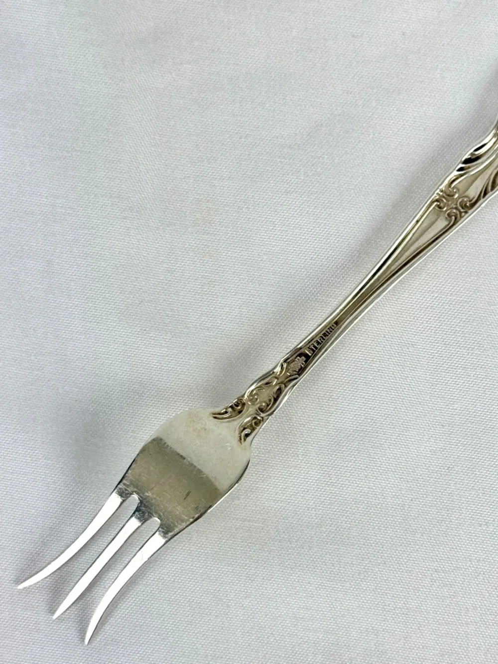 Vintage 1951 Manchester Sterling Silver Amaryllis Lemon Strawberry Fork 4.5 in